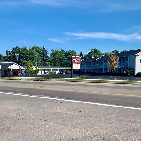 Thumb Heritage Inn Sandusky Esterno foto